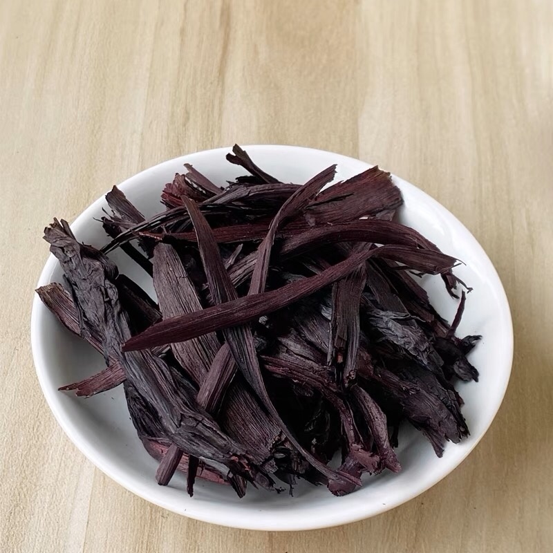 新疆紫草包质包检包量含，大量上市，规格齐全