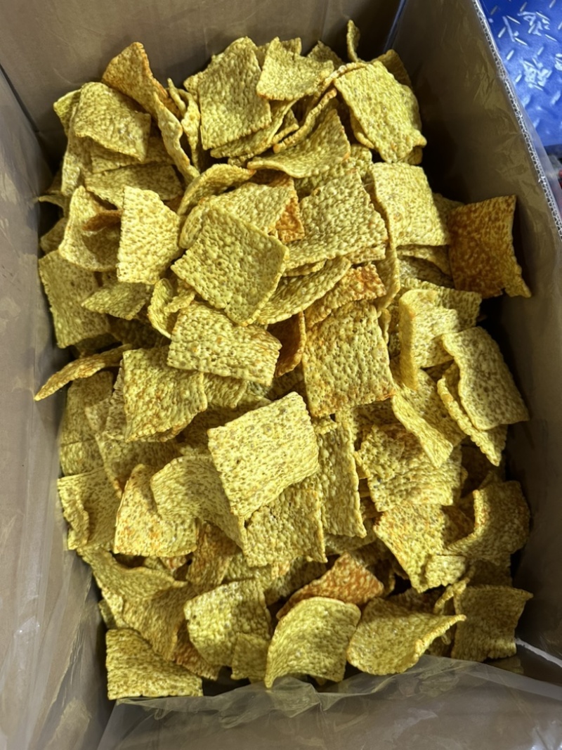 苦荞片价格苦荞片摆地摊跑江湖一箱净重五斤