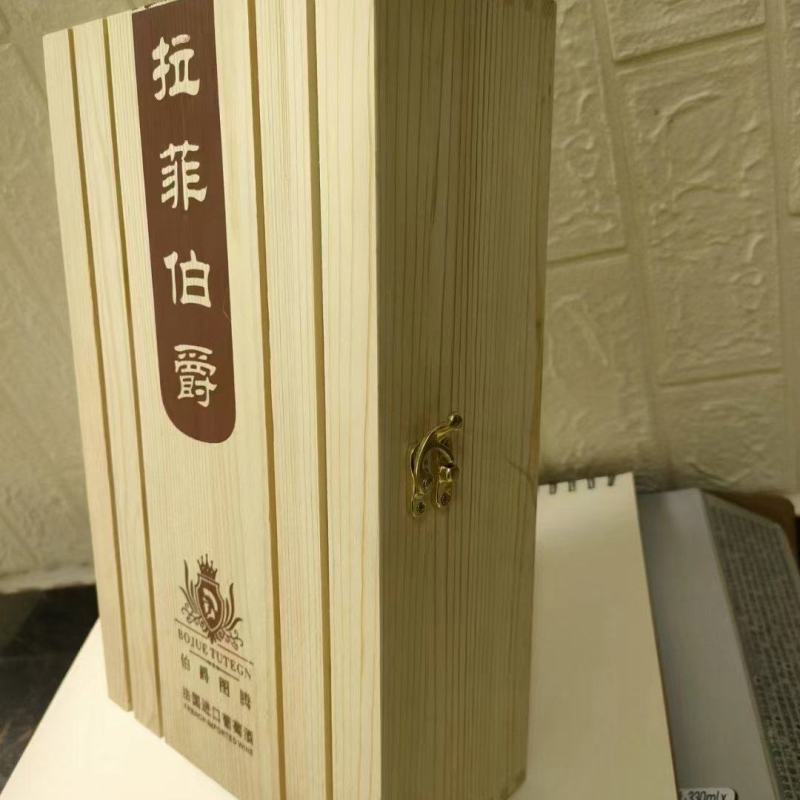 拉菲伯爵红葡萄酒