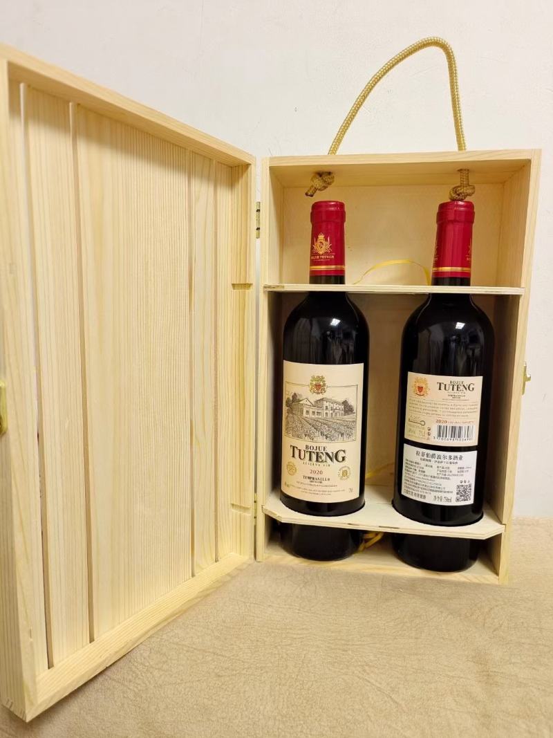 拉菲伯爵红葡萄酒