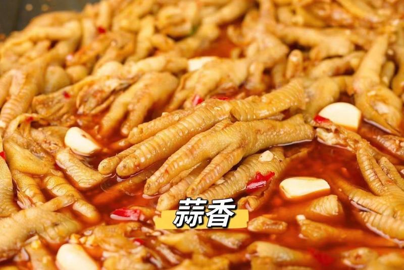 酸辣柠檬无骨凤爪休闲零食蒜香藤椒酱香鸡爪大份量批发