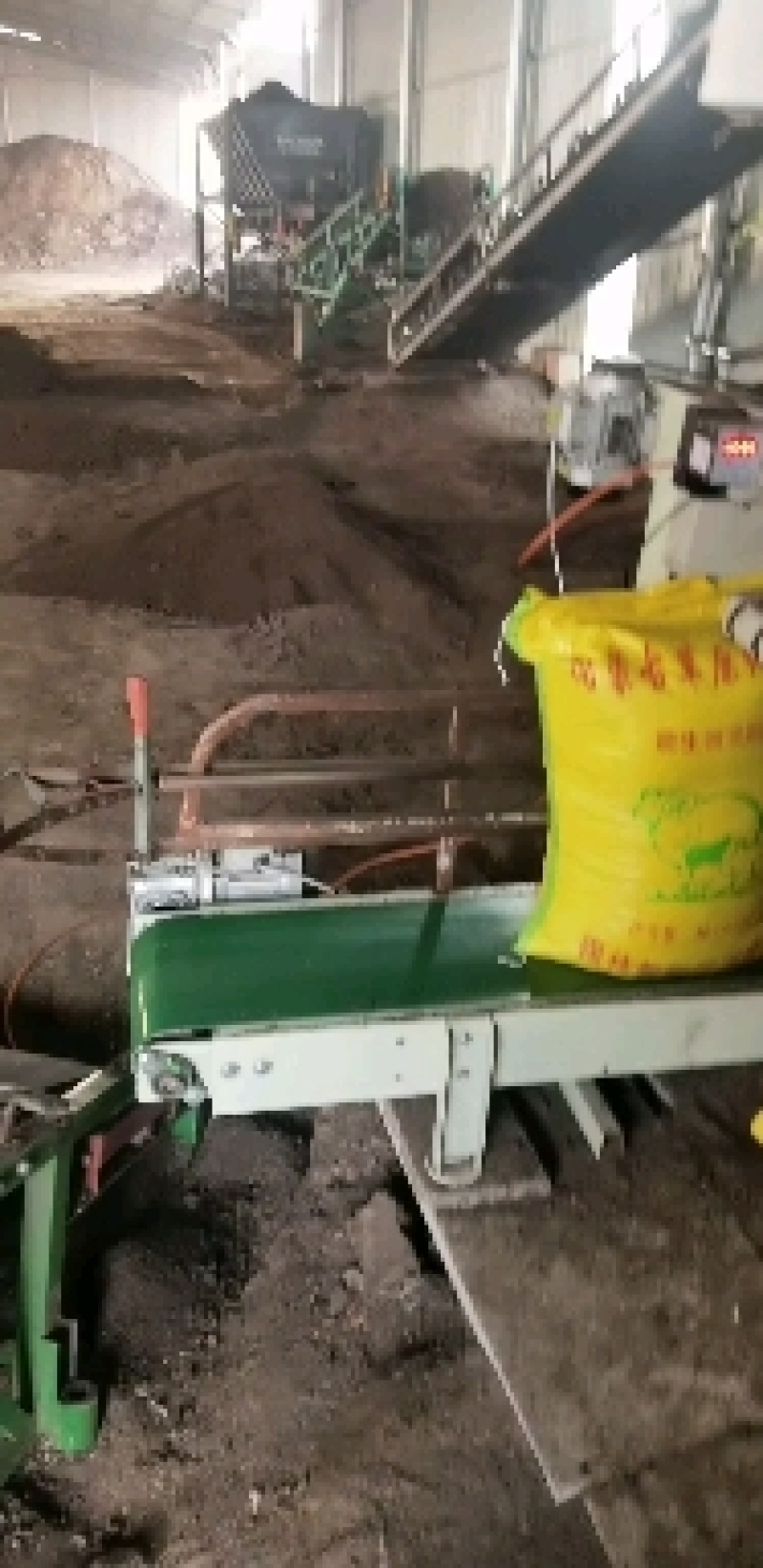 禽畜粪便对接全国市场，货量充足自然发酵诚信经营欢迎采购