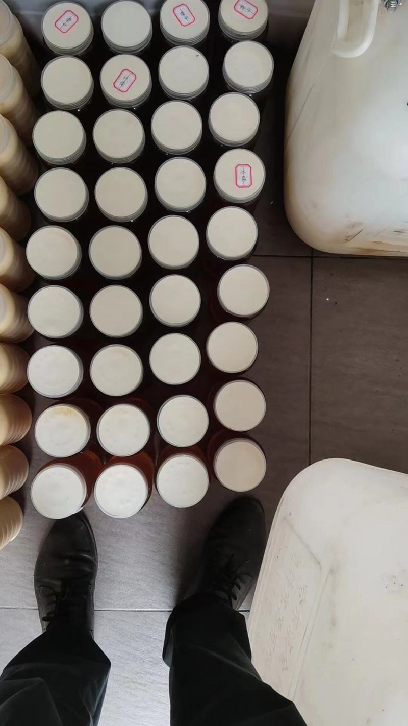 蜂蜜龙眼蜂蜜，一手货源，自产自销仅拿回人工费
