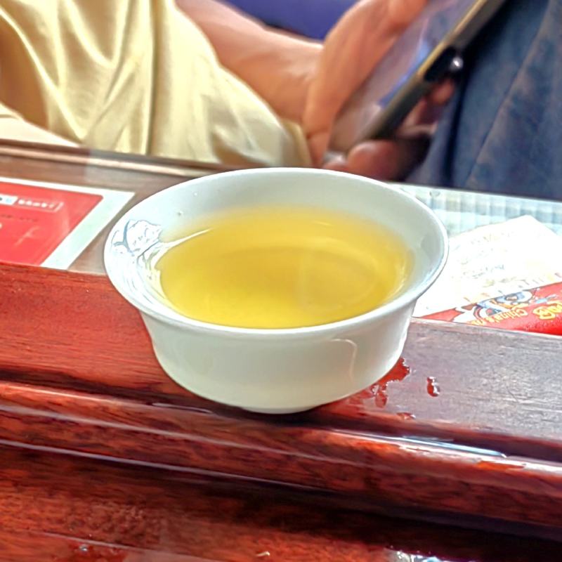 鸭屎香单丛茶叶凤凰单枞茶抽湿茶绿衣仙子鸭香浓香型清香型罐