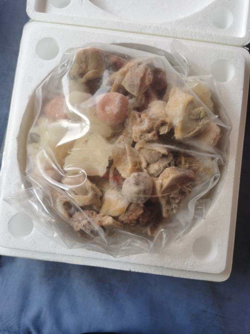 广式靓菜金汤鲍鱼花胶土鸡金汤花胶土鸡真材实料好物