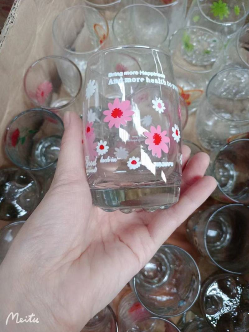 玻璃杯，处理价0.85