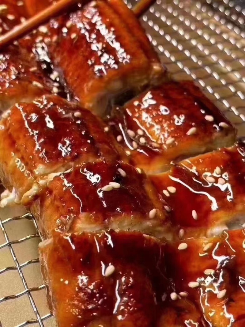 烤鳗鱼熟食即食下饭菜，烤鳗鱼批发