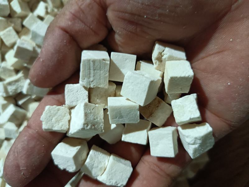 云南白茯苓中心丁