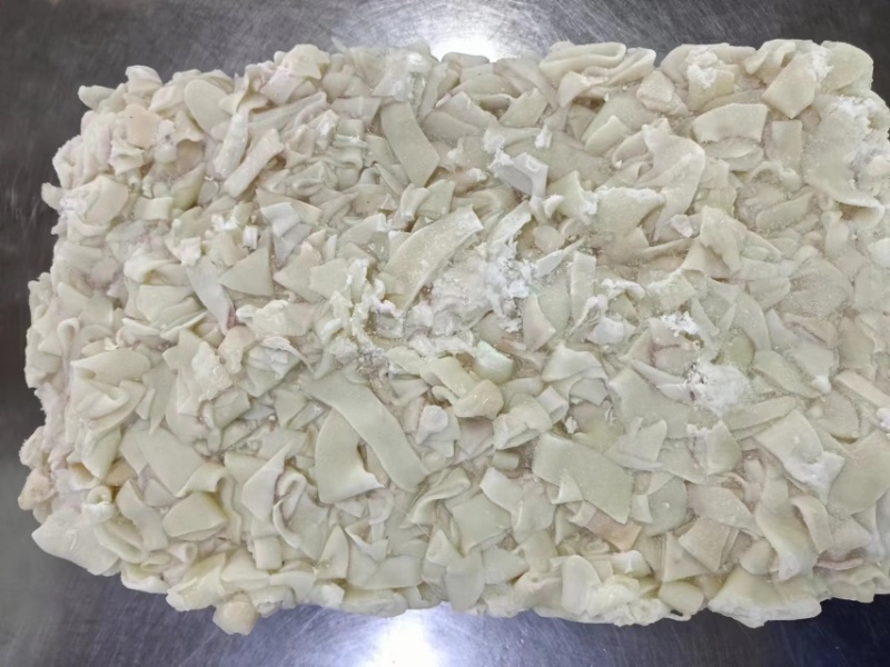 【荐】小鱿鱼碎肉，肉条冻块厂家直供质量保证欢迎来电