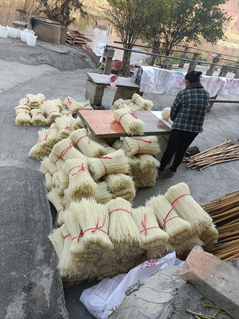 贵州纯手工米一米线
