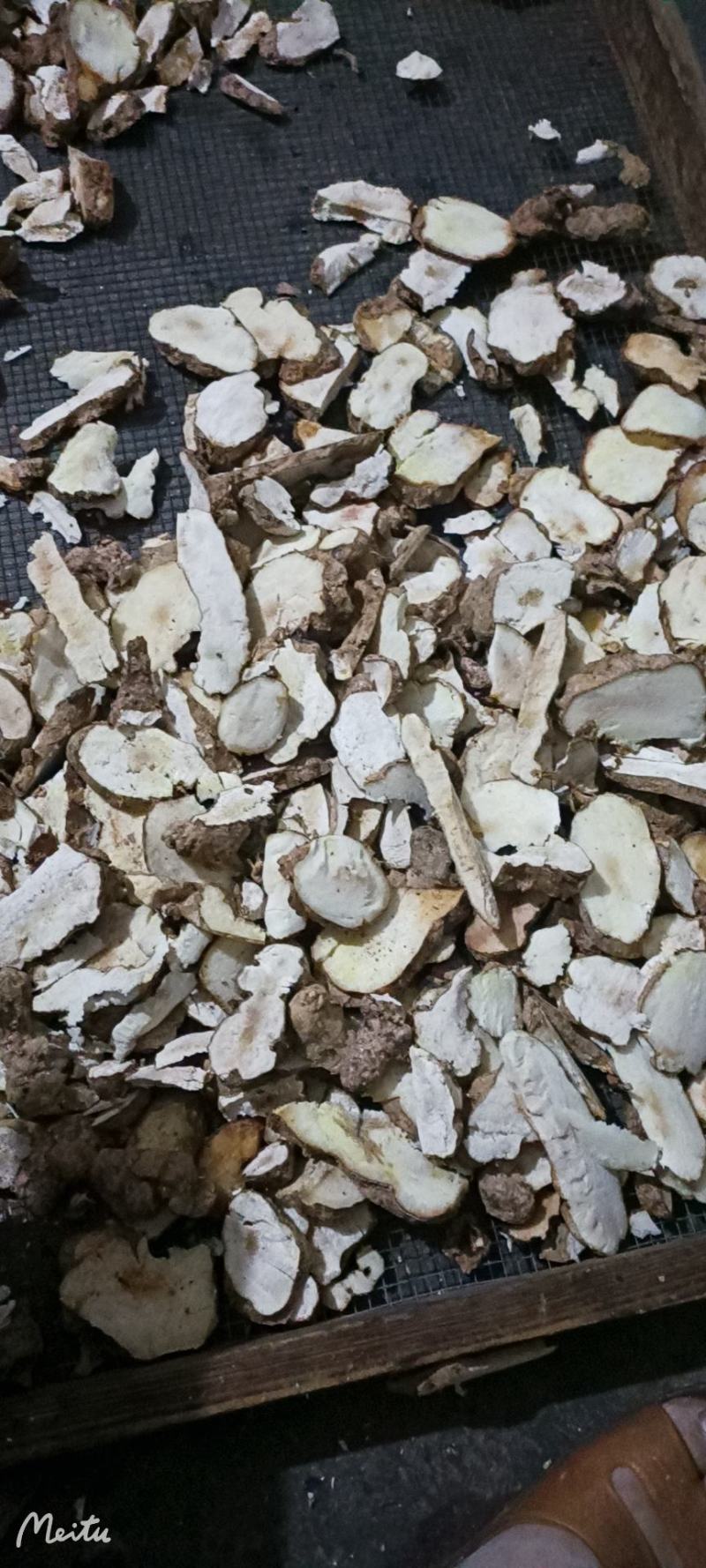 [精选]广东德庆本地大山深处白肉土茯苓干，手工切片足干货