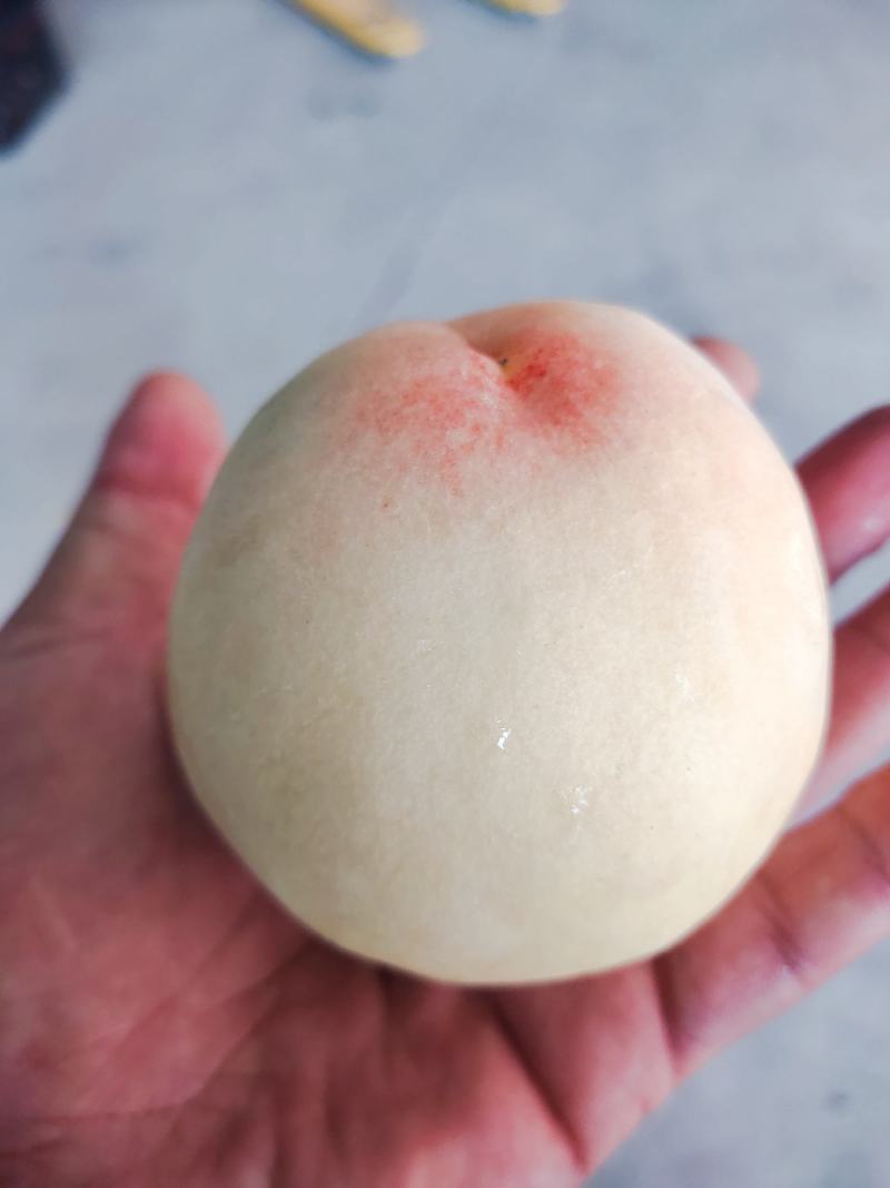白桃水蜜桃