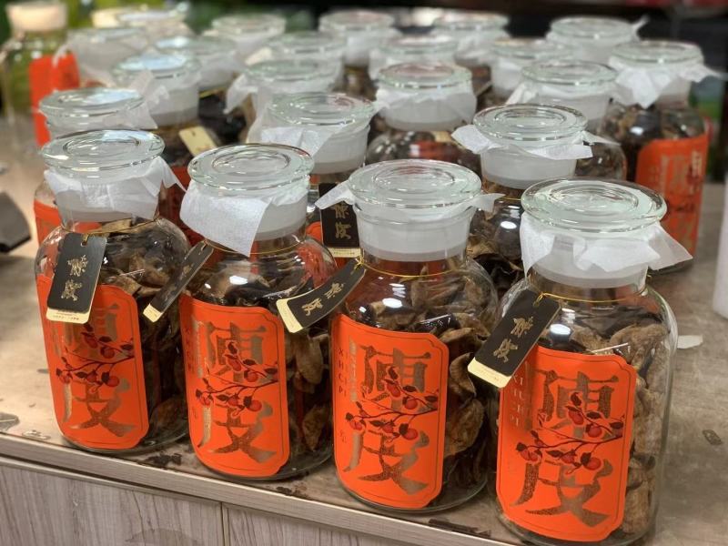 新会15年陈新会老陈皮批发泡水老陈皮干茶玻璃