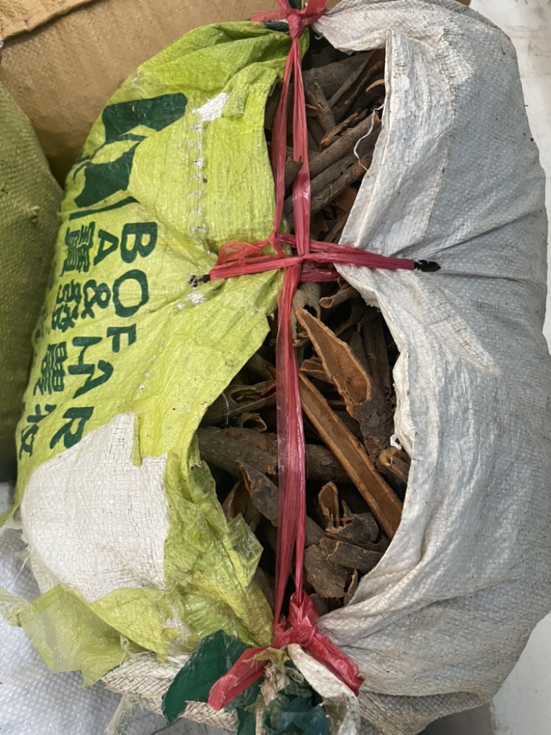 广东产地直供，诚信经营，大量精品桂碎