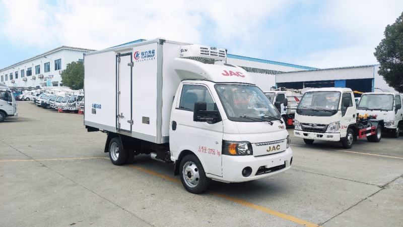 特价处理一批蓝牌冷藏车