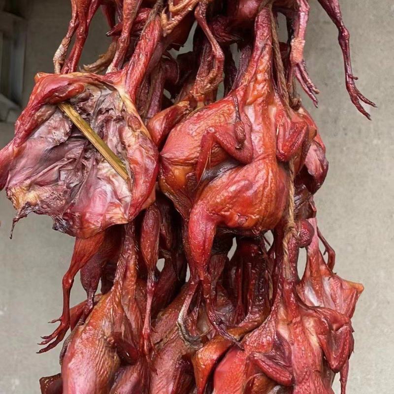 烟熏鹌鹑烧烤卤菜冷吃跑江湖摆摊赶集展销会厂家一手货源