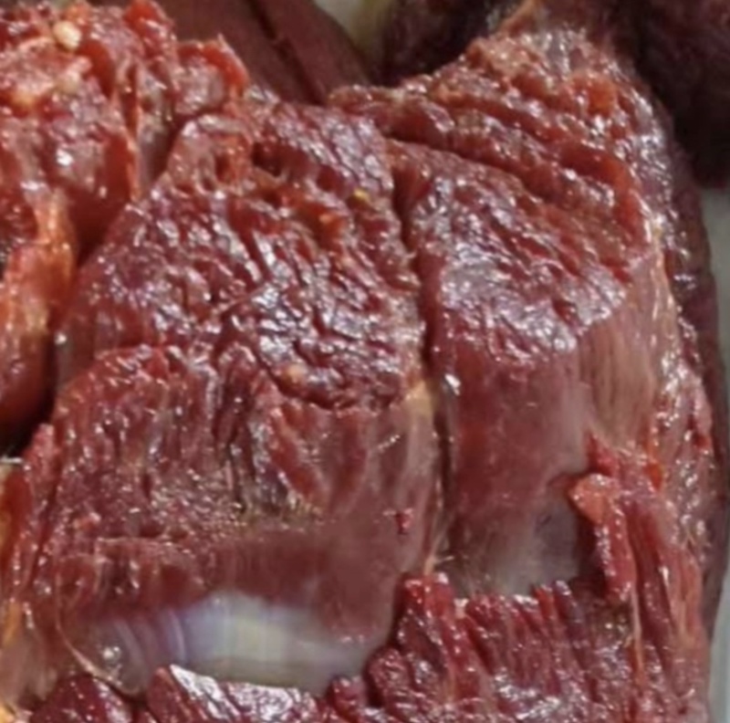 马肉新鲜马腿肉去皮去油不打水质量好证证件齐全，包邮