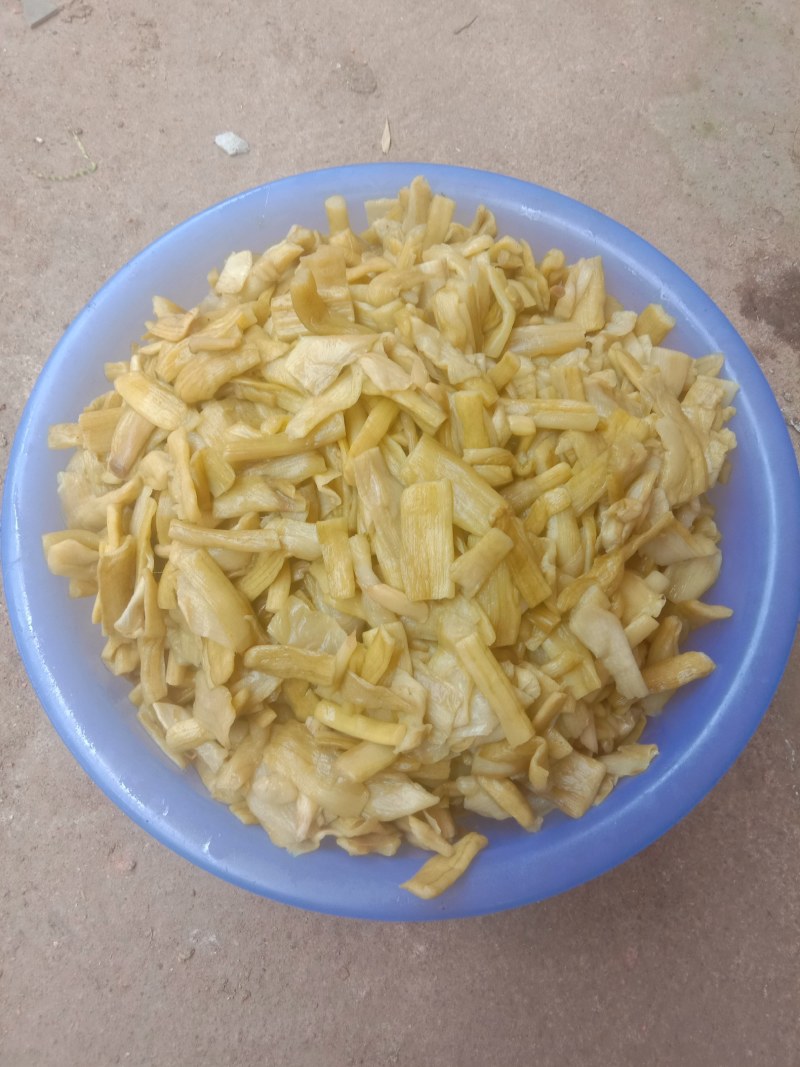去皮芋苗干