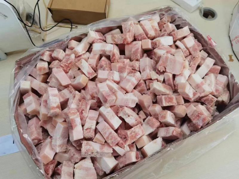 带皮五花肉块