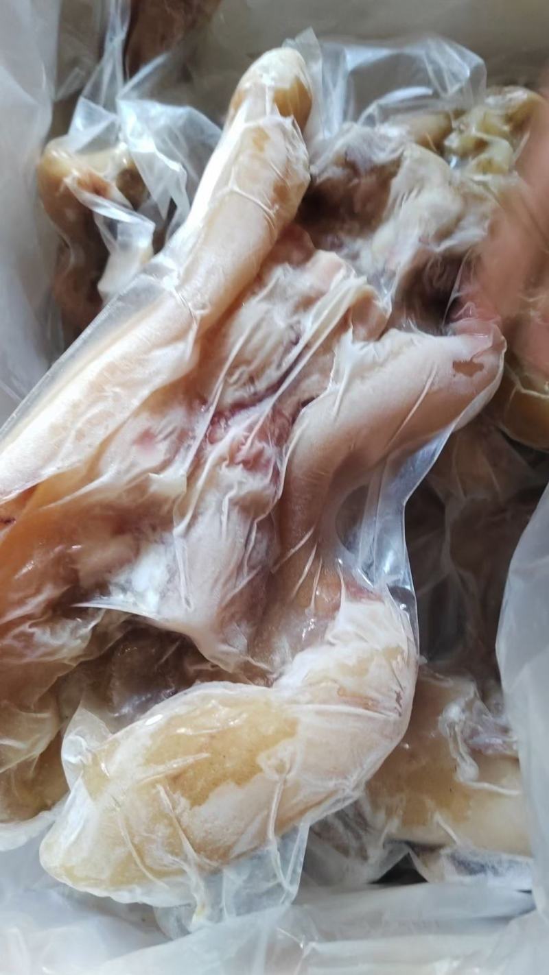 真空全熟去骨带筋牛蹄，半边牛头肉一件50斤