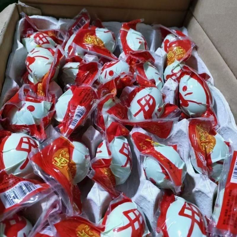 咸鸭蛋，一件100个，一个60g