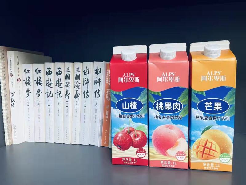 阿尔卑斯1L屋顶盒果汁主打餐饮渠道，餐宴席餐饮畅销产品