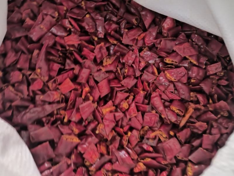 炒精品辣椒段