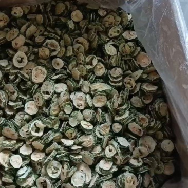 精品烘干苦瓜干大量有货，量大价优质量好欢迎选购