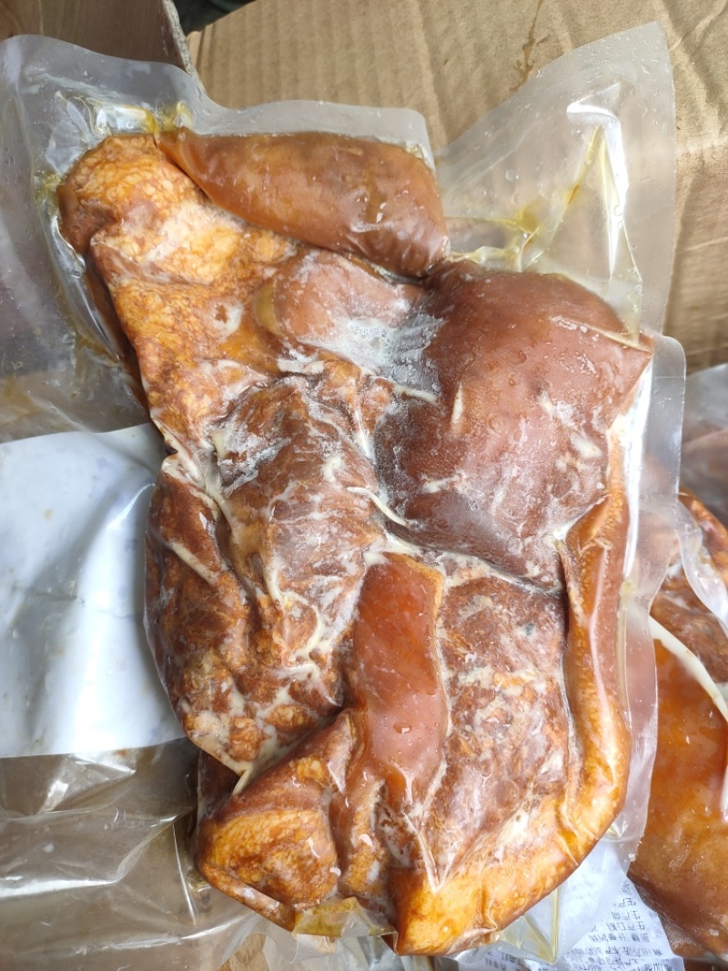 猪头整只新鲜猪头肉熟食真空开袋即食卤味卤肉猪脸下酒菜炒菜