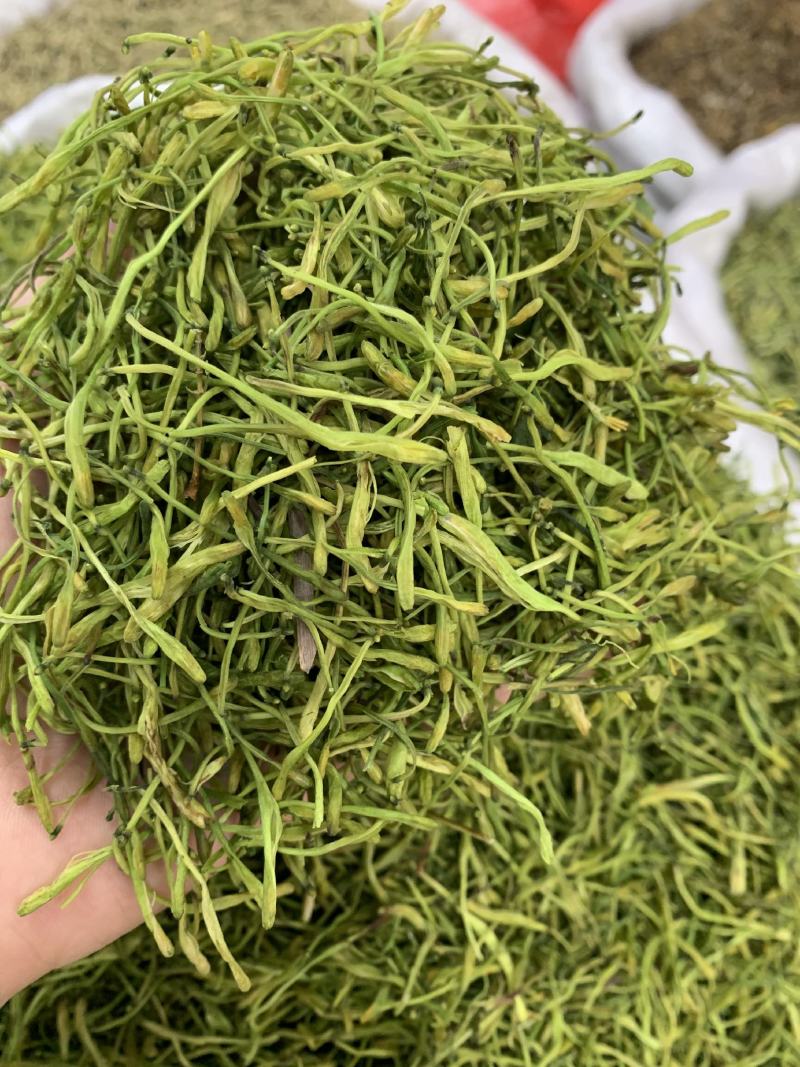 金银花，产地新货，量大从优。欢迎各位老板咨寻下单