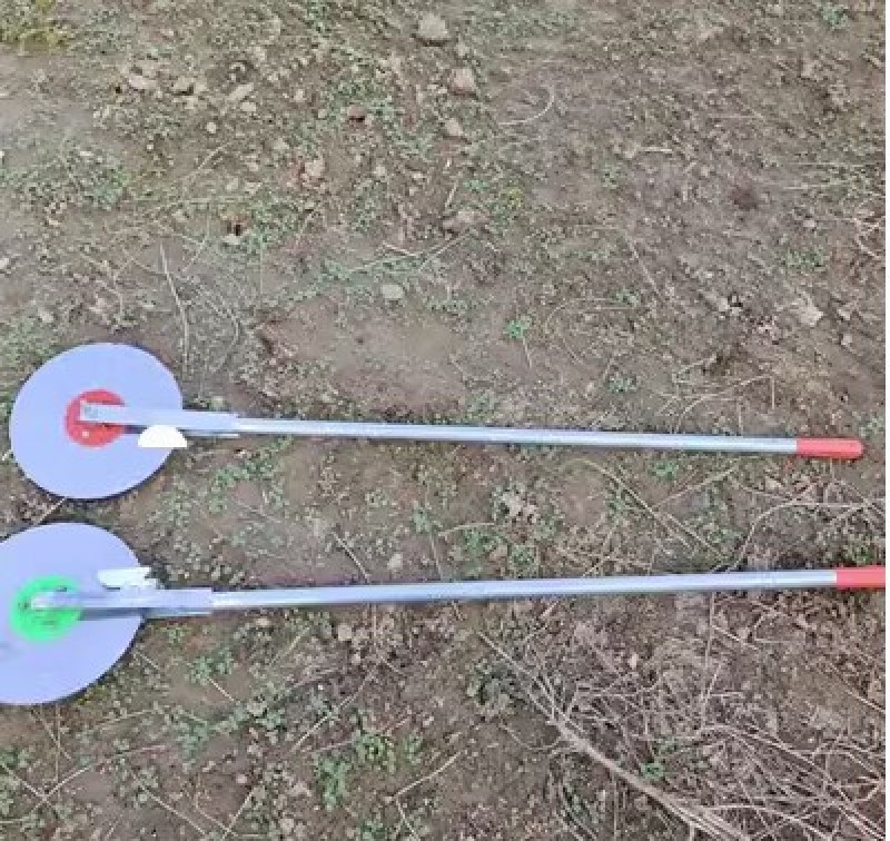 人力手持式压膜机湿地盖膜机蔬菜铺膜种蒜神器