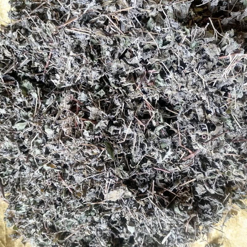藤茶，又叫茅岩青霜茶，青霜吉藤茶，神仙茶，龙须茶等。