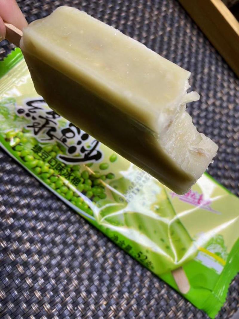 白巧克力雪糕冰棍冰淇淋工厂直供厂家批发
