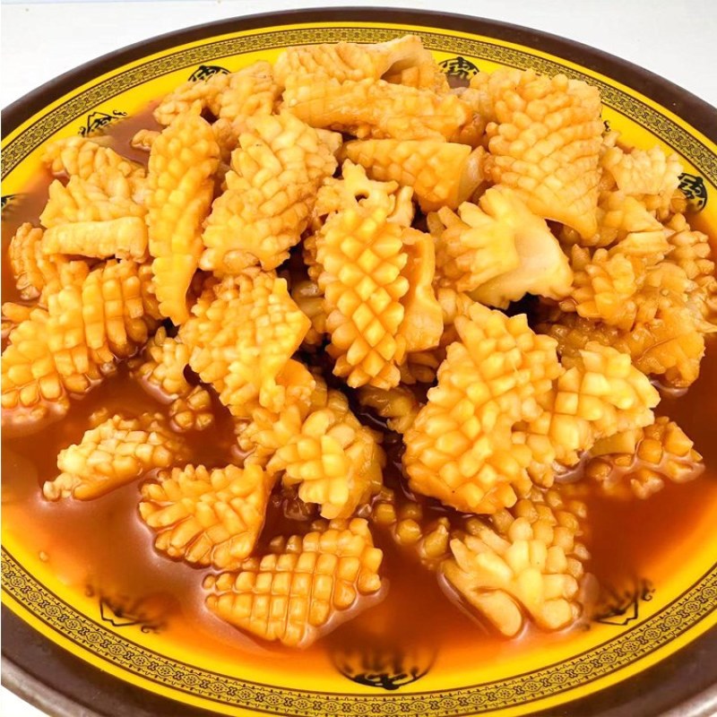 泽飞~麻辣鱿鱼花批发，一袋起发三袋包邮全国发货送货上门