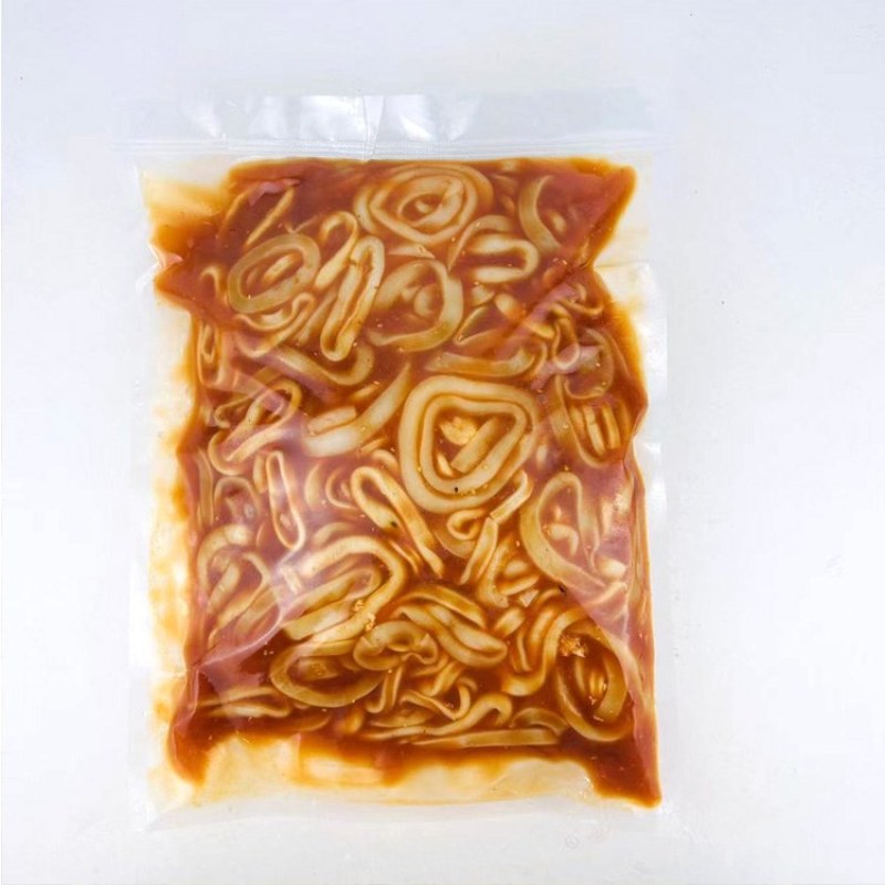 泽飞~麻辣鱿鱼圈批发，一袋起发三袋包邮全国发货送货上门