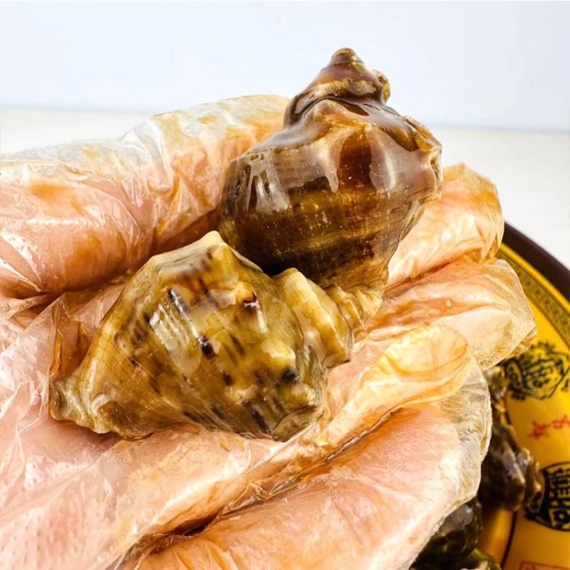泽飞~麻辣小海螺批发，一袋起发三袋包邮全国发货送货上门