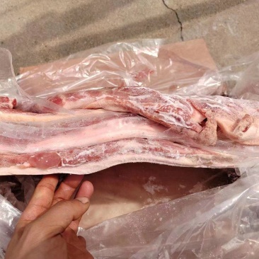 精品带皮五花价格实惠