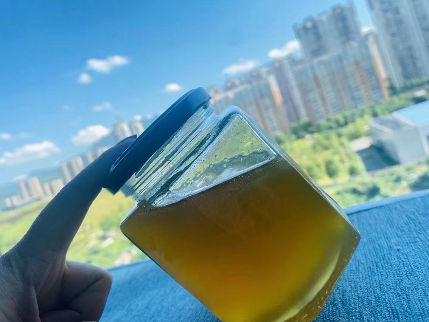 高丽参加蜂蜜水冲泡图