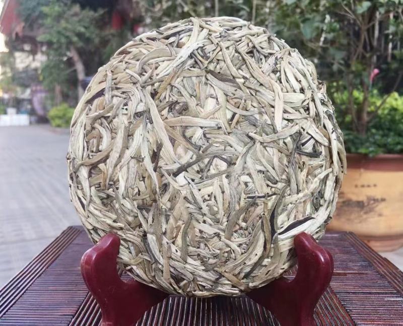 茶叶御贡银芽单芽月光白饼茶白毫银针云南白茶古树茶明前春茶