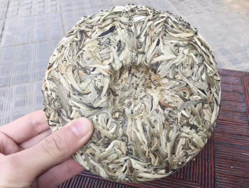 茶叶御贡银芽单芽月光白饼茶白毫银针云南白茶古树茶明前春茶