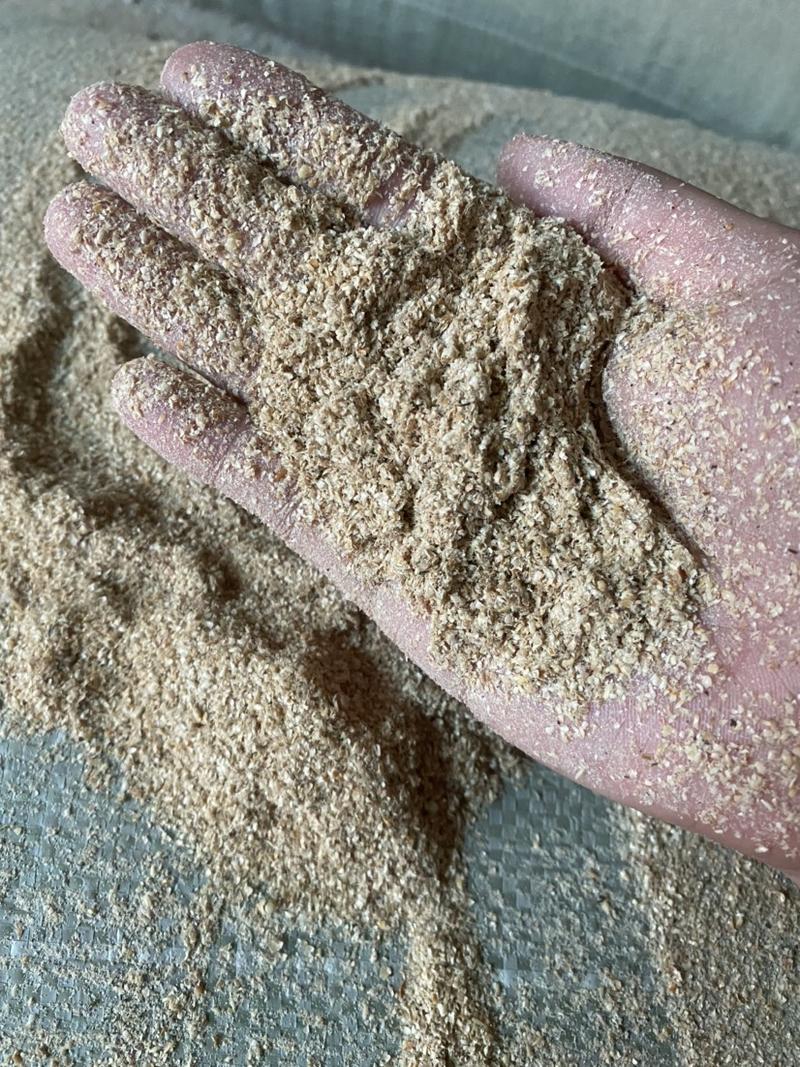 小米糠小米壳适用于饲料添加，做载体小麦细麸皮