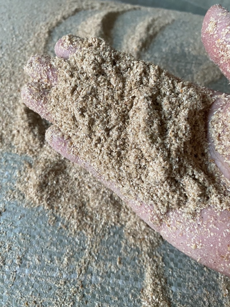 小米糠小米壳适用于饲料添加，做载体小麦细麸皮