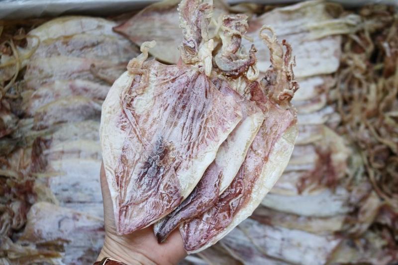 鱿鱼干等级货，颜色暗色一些，厚肉香味浓，规格齐全
