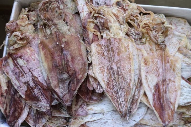 鱿鱼干等级货，颜色暗色一些，厚肉香味浓，规格齐全