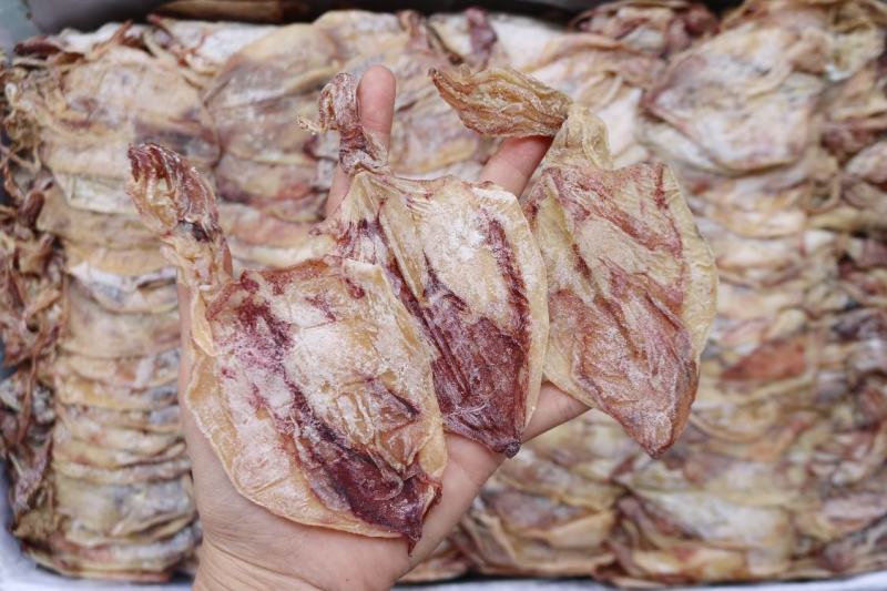 鱿鱼干等级货，颜色暗色一些，厚肉香味浓，规格齐全