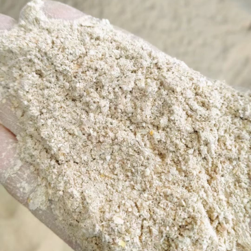 玉米面淀粉厂下脚料，有玉米有淀粉，营养价值和玉米一样