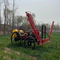 新款四轮自走式打药机高架喷雾喷药车农用机械小麦玉米打药