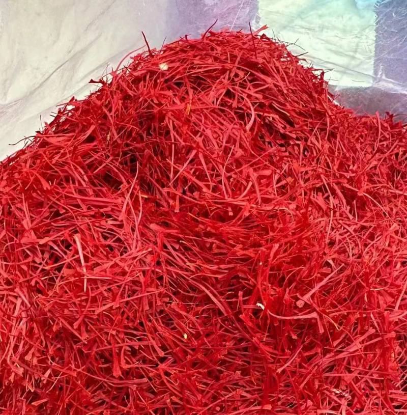 伊朗藏红花厂家货源盒装散装长丝西红花直播代发量大批发优惠
