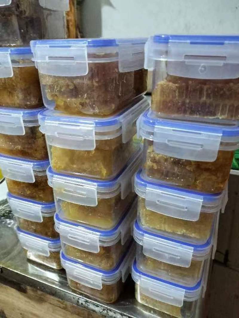 切割巢蜜一斤装，纯蜂蜜浓度高10元每盒