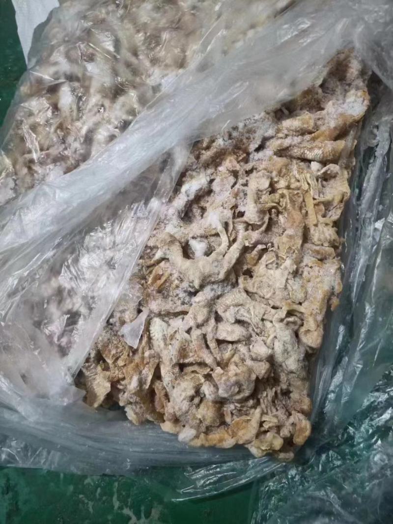 去骨鸡爪没泡发的原材料